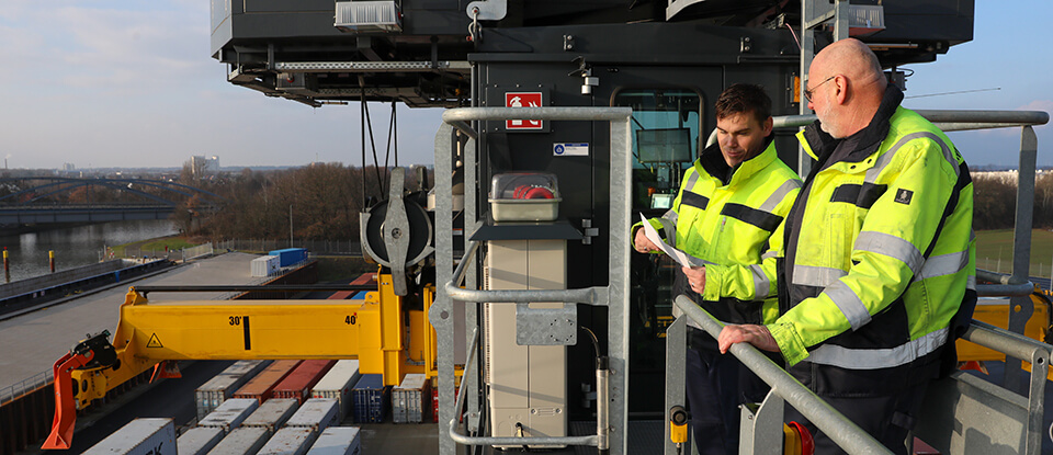 Hafendienstleistungen und Logistikservices aus bewährten Händen